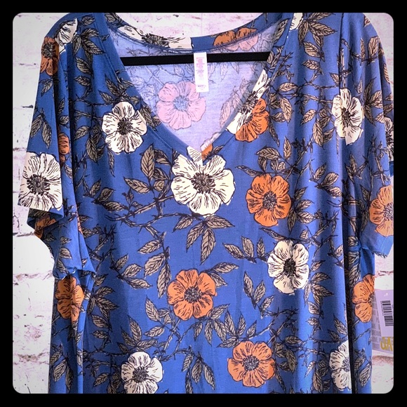 LuLaRoe Tops - NWT LuLaRoe Christy T LuLaRoe Tops - NWT LuLaRoe Christy T